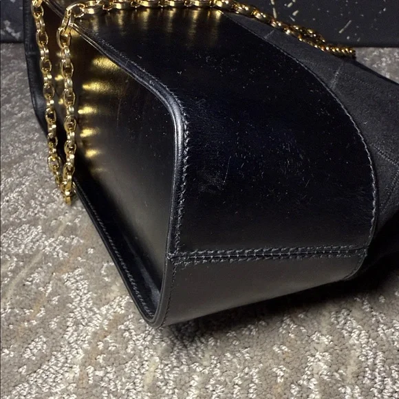 Salvatore Ferragamo Black and Gold Shoulder Bag - Picture 6 of 13
